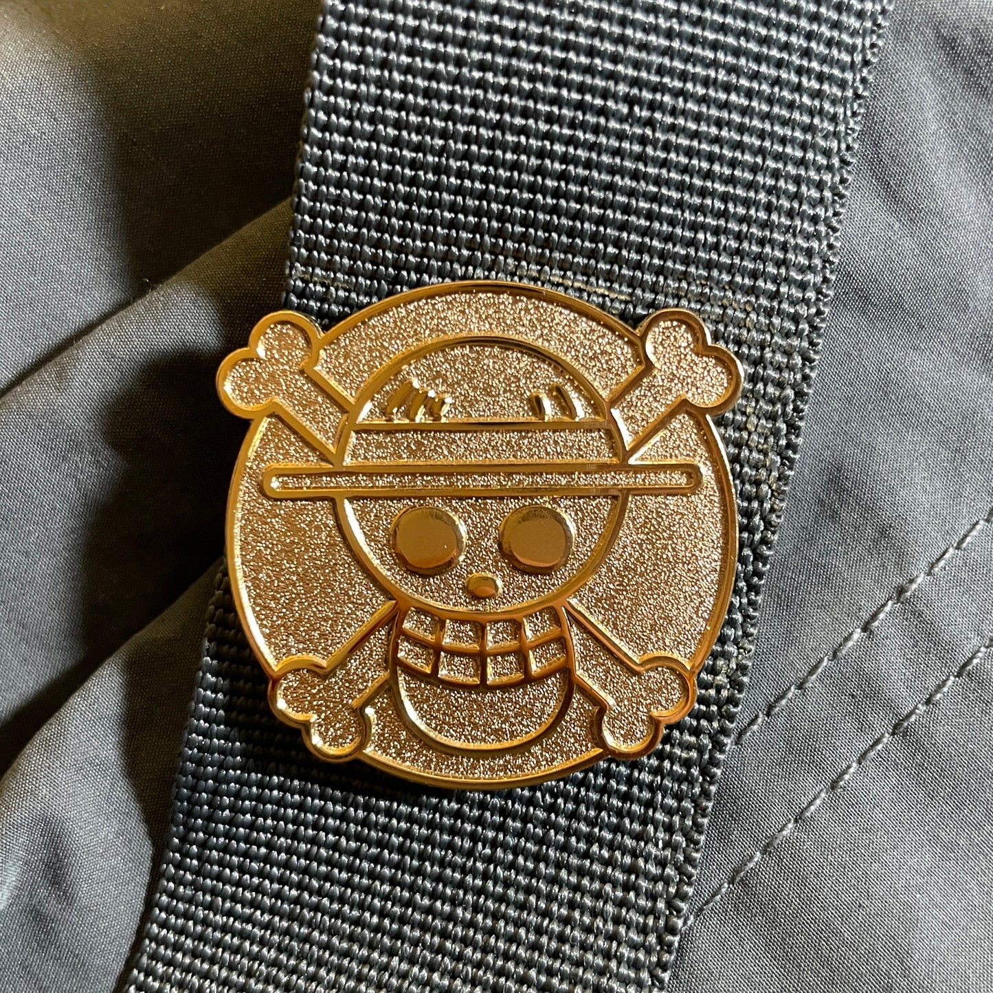 24k Gold One Piece Logo Enamel Pin by @pinlord - Pinlord.com