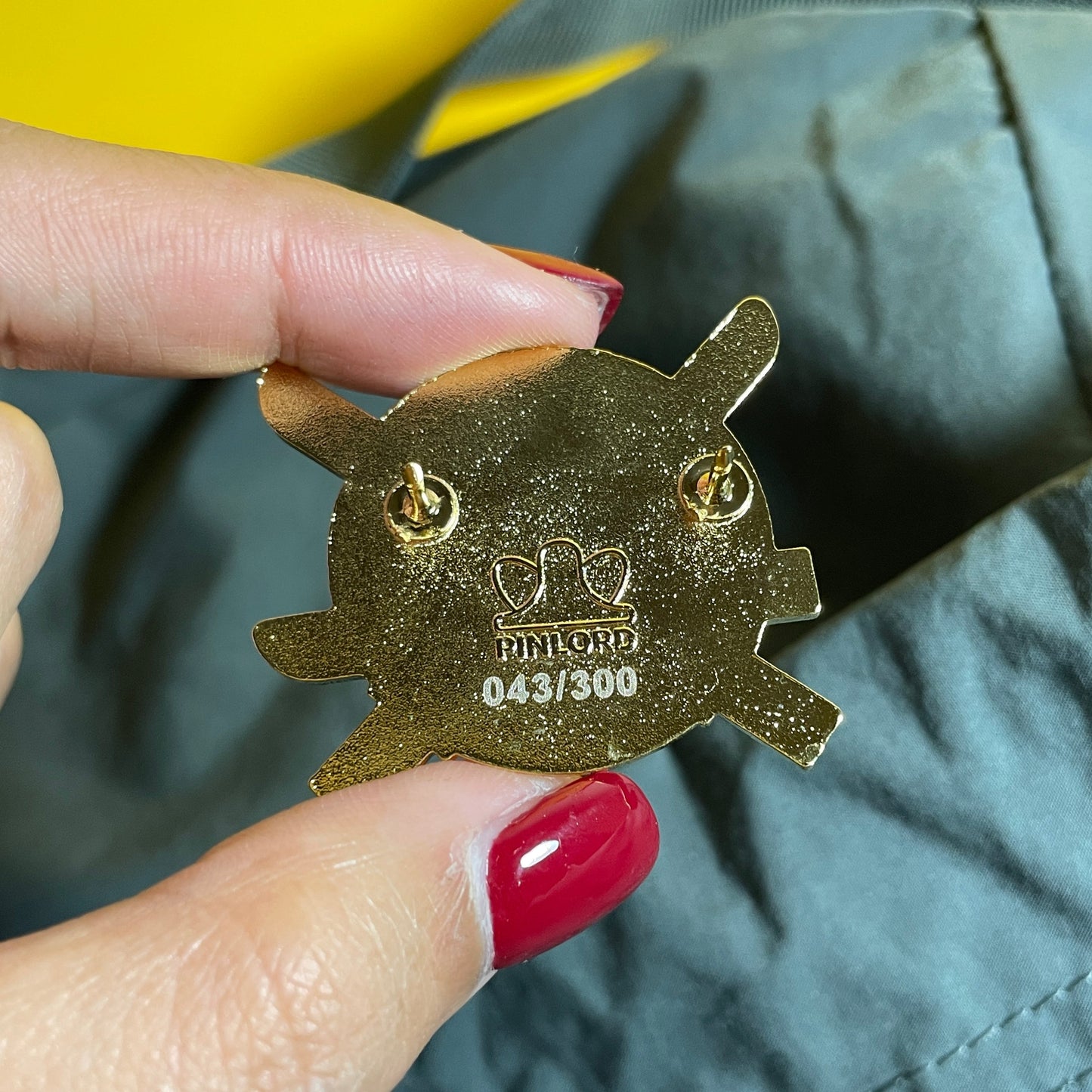 24k Gold Zoro Logo Enamel Pin by @pinlord - Pinlord.com