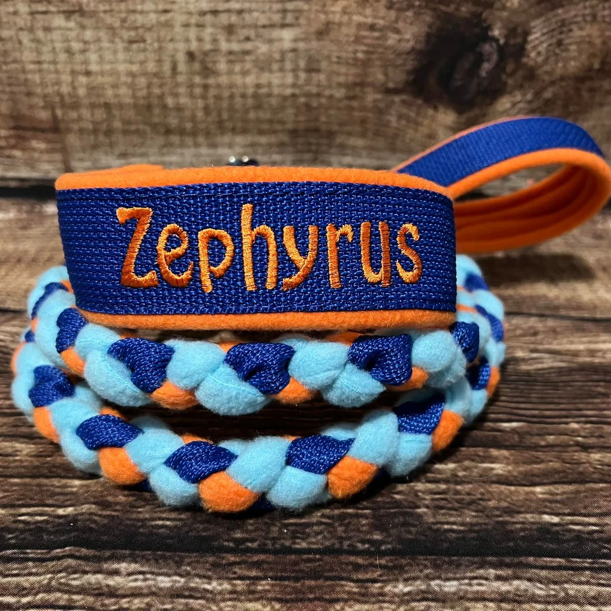 Custom Pet Leashes - Pinlord.com