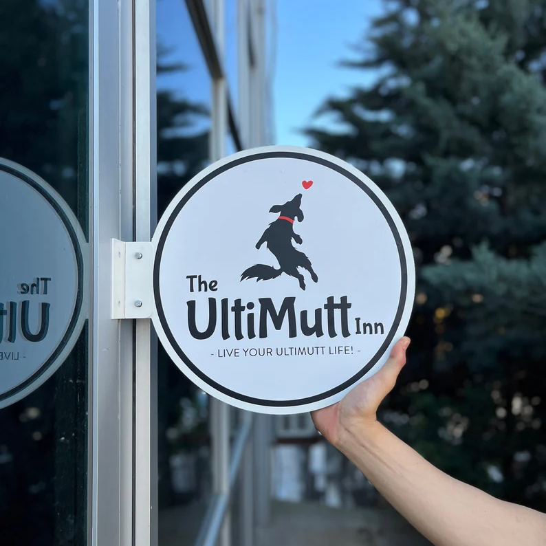 Custom Signage - Pinlord.com