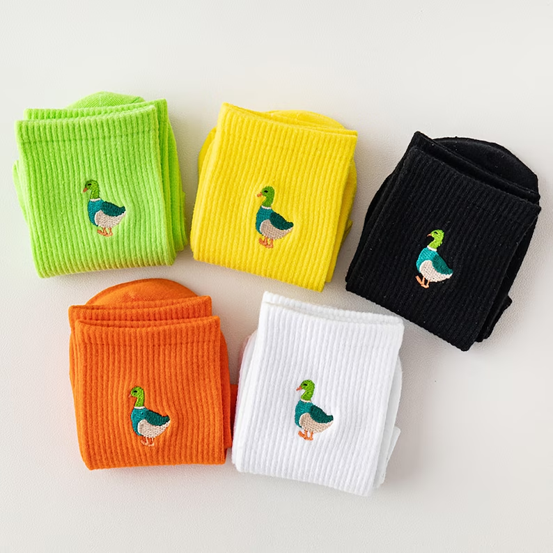 Custom Socks - Pinlord.com