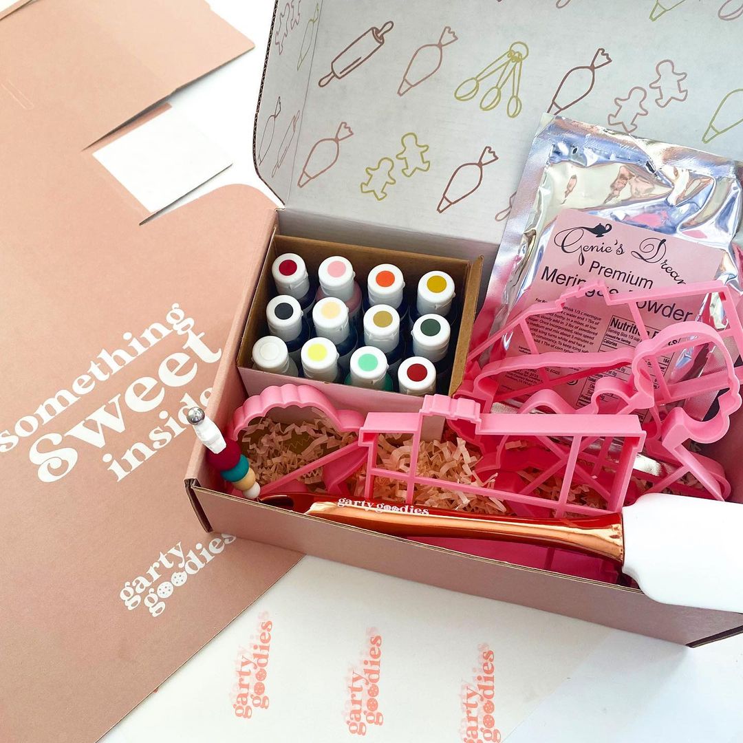 Custom Gift Boxes - Pinlord.com