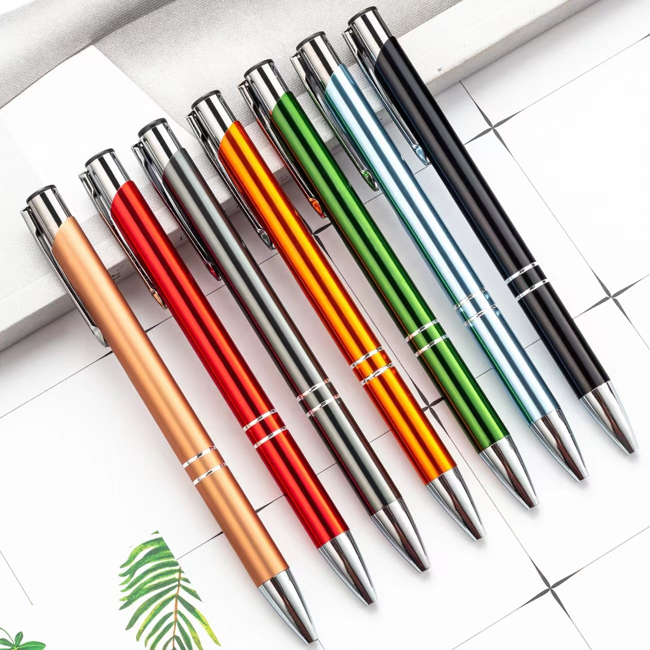 Custom Pens - Pinlord.com