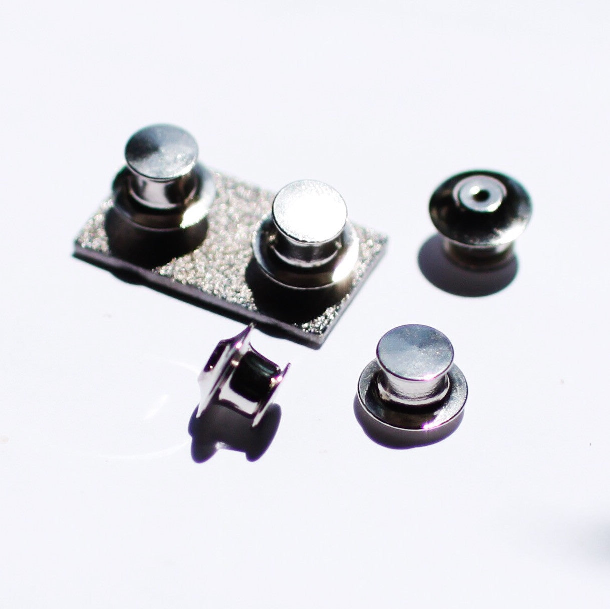 Enamel Pin Secure Pin-back Metal Clasp